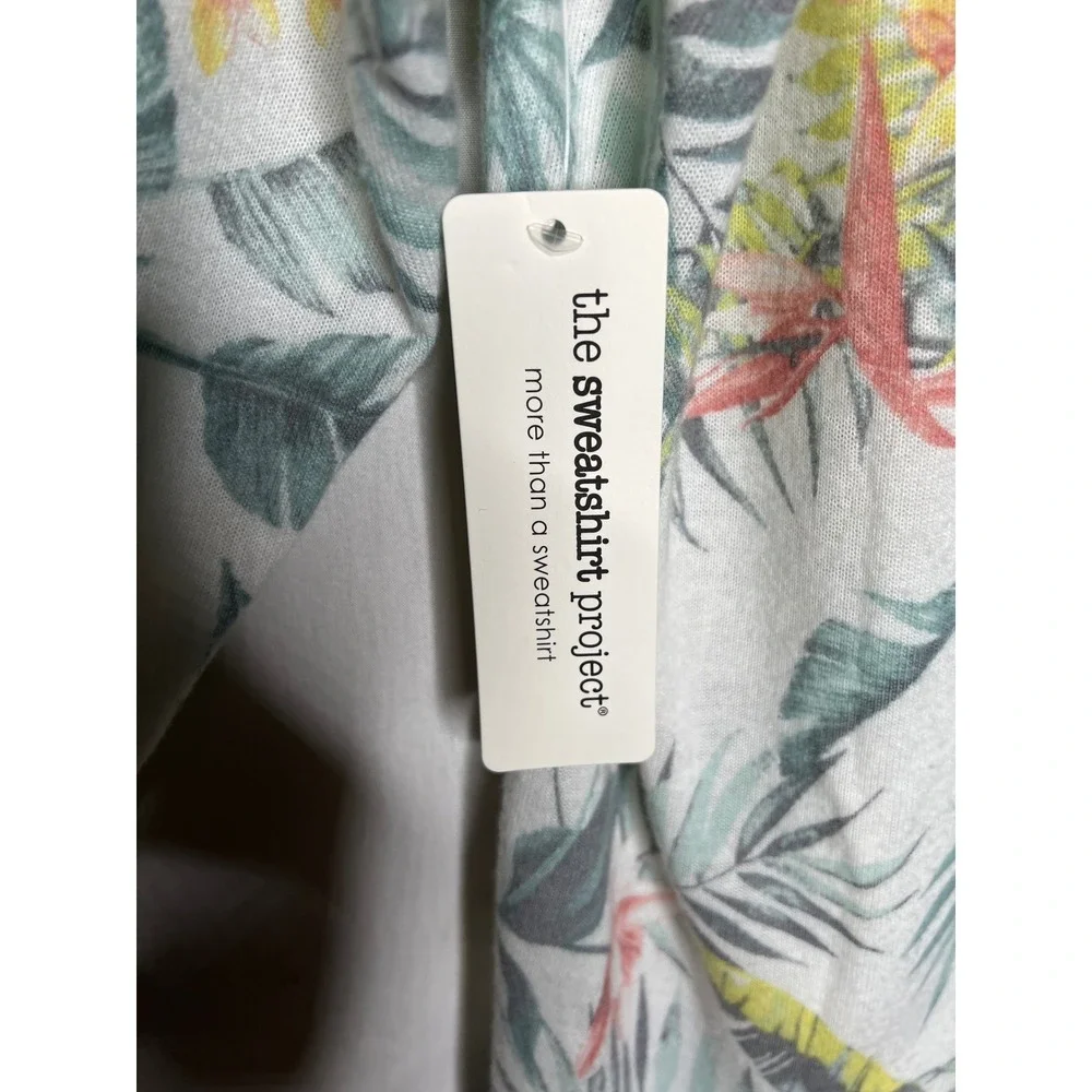 The Sweatshirt Project Tropical Palm Floral Lace Up Back Top 1X NWT - Picture 4 of 6